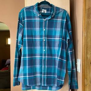 Old Navy Men’s Casual Button Down Shirt